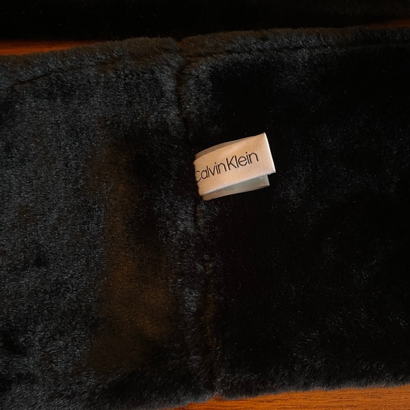 Like New CALVIN KLEIN Faux Fur Infinity Scarf - Black - Picture 2 of 3